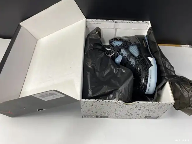 Rep 5 Retro AIR Doernbecher 633068-010 Jordan 0621